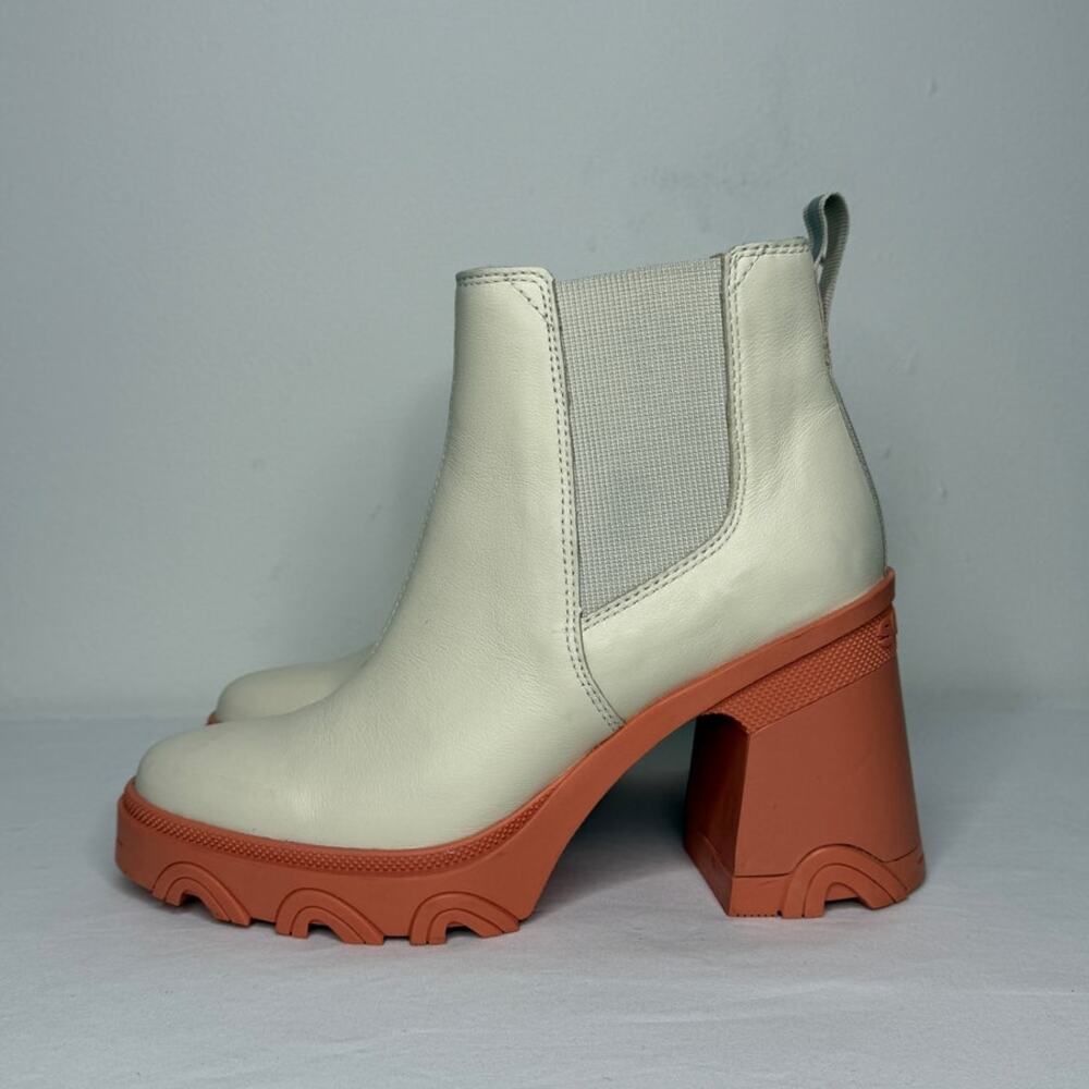 Sorel Brex Chelsea Boot Cream Leather Lug Platform Booties Spring Size 8 - Picture 2 of 12